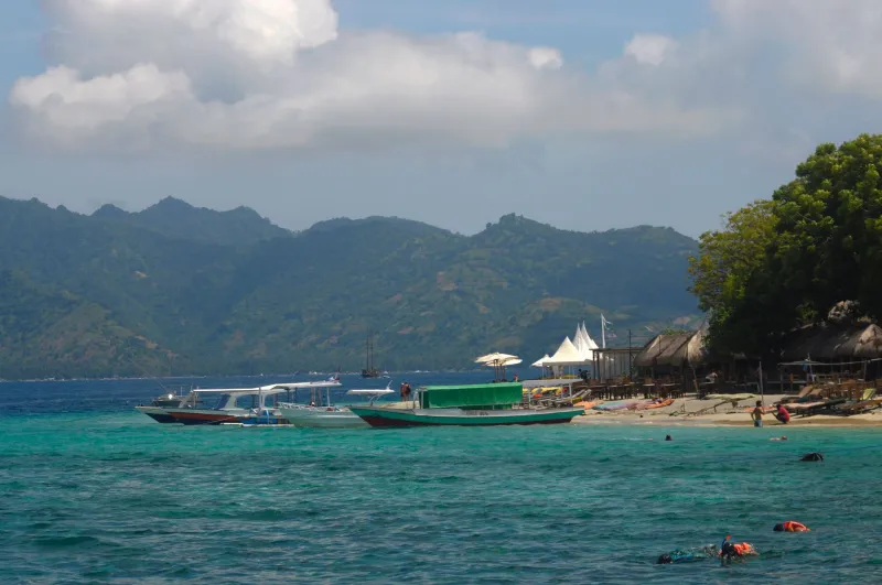 Stop Guessing, Start Planning: The Real Seasonal Guide to the Gili Islands